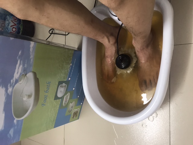 Thùng ngâm chân thải độc tố cơ thể 