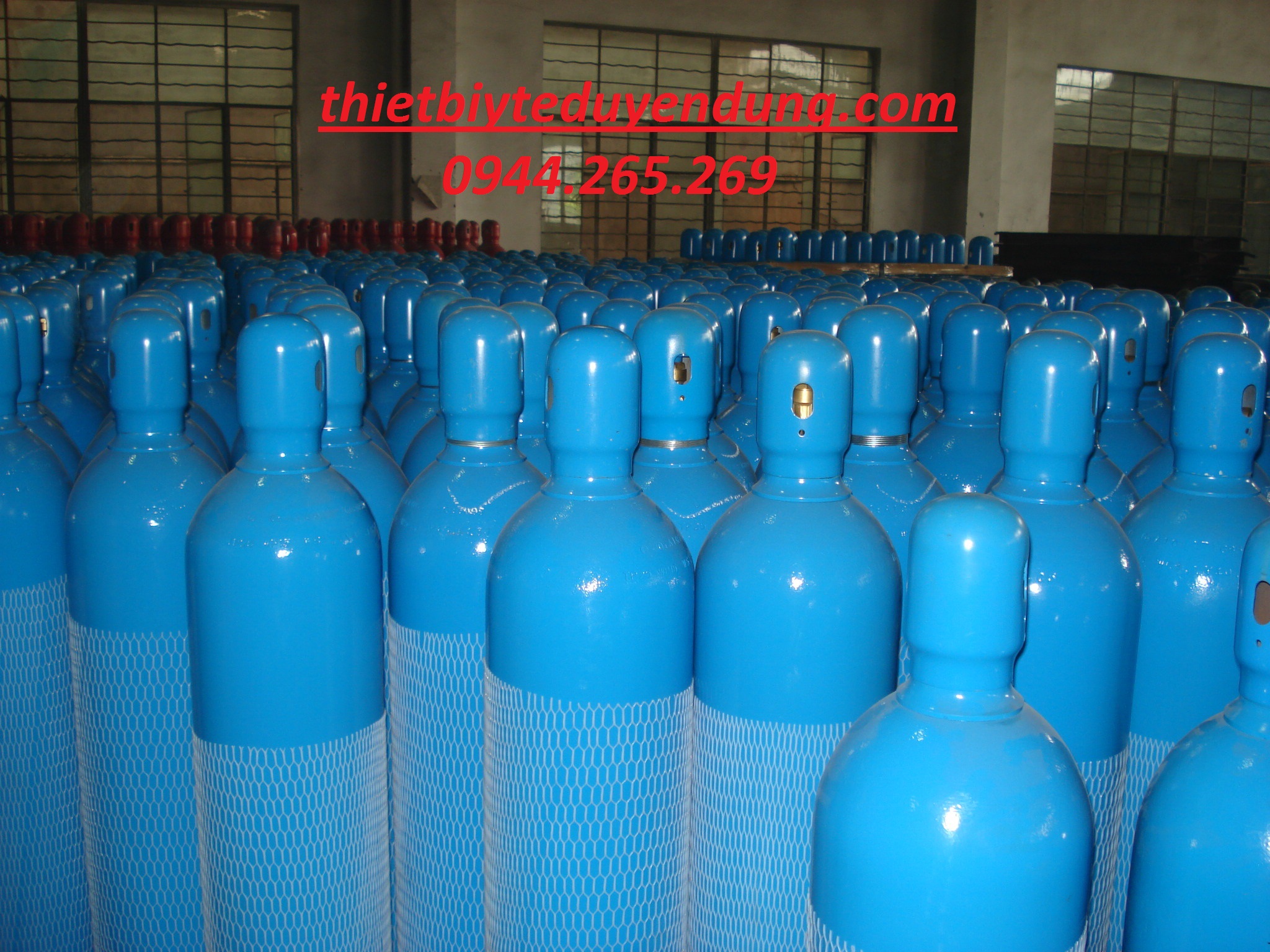 Bình oxy có đồng hồ