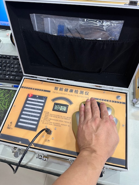 Máy kiểm tra sức khỏe lưỡng tử LZ-J6