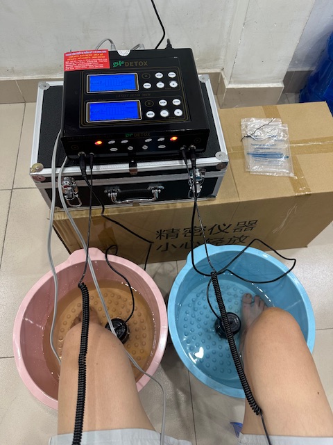 Máy ngâm chân thải độc tố cơ thể Detox
